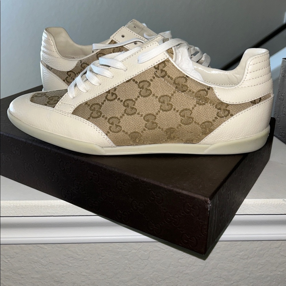 Gucci Cream and Brown Patterned Sneakers